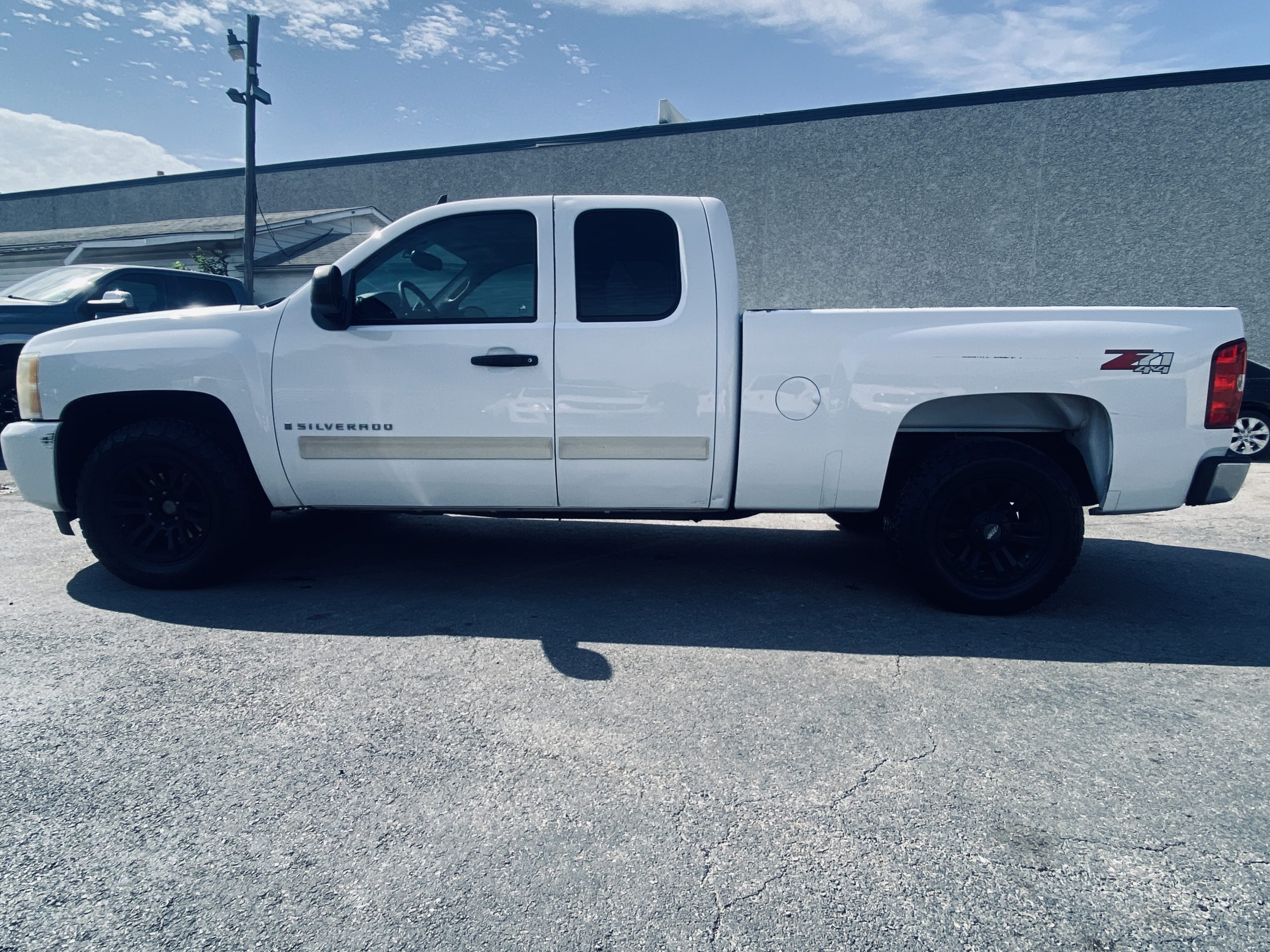 2009 CHEVROLET SILVERADO 1500 EXTENDED CAB LT PICKUP 4D 6 1/2 FT