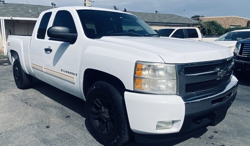 
								2009 CHEVROLET SILVERADO 1500 EXTENDED CAB LT PICKUP 4D 6 1/2 FT full									