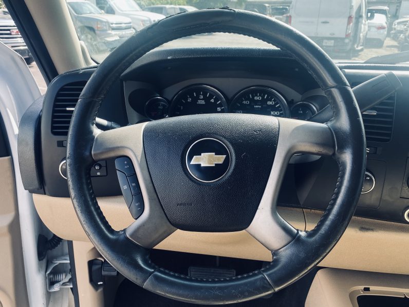 
								2009 CHEVROLET SILVERADO 1500 EXTENDED CAB LT PICKUP 4D 6 1/2 FT full									