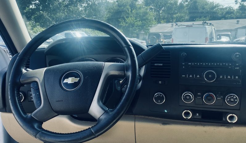 
								2009 CHEVROLET SILVERADO 1500 EXTENDED CAB LT PICKUP 4D 6 1/2 FT full									