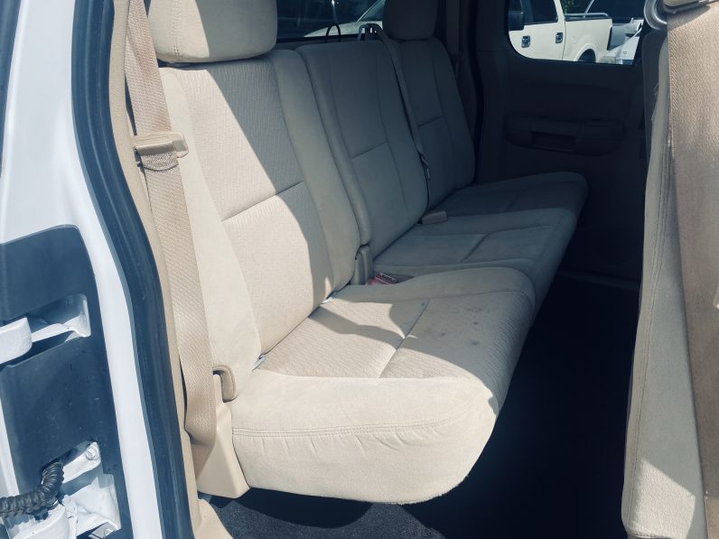 
								2009 CHEVROLET SILVERADO 1500 EXTENDED CAB LT PICKUP 4D 6 1/2 FT full									