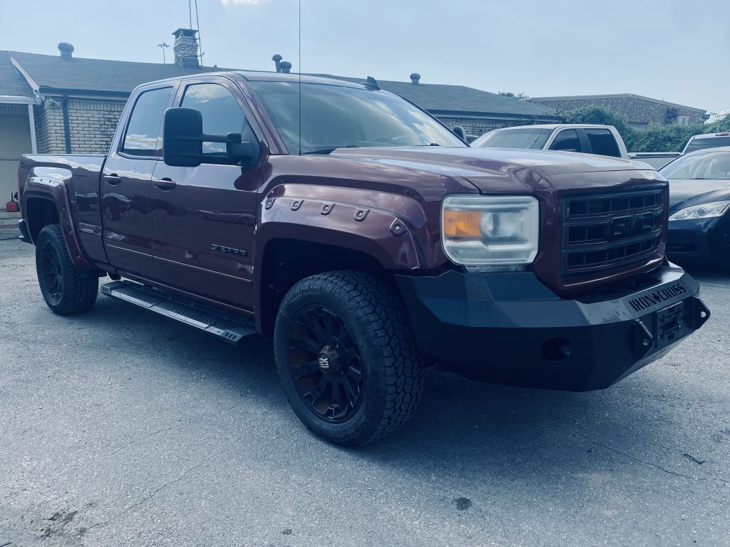 2015 GMC SIERRA 1500 DOUBLE CAB PICKUP 4D 6 1/2 FT