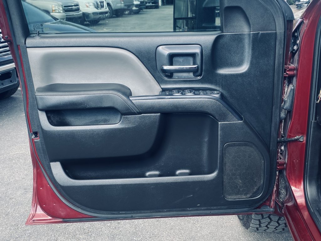 2015 GMC SIERRA 1500 DOUBLE CAB PICKUP 4D 6 1/2 FT