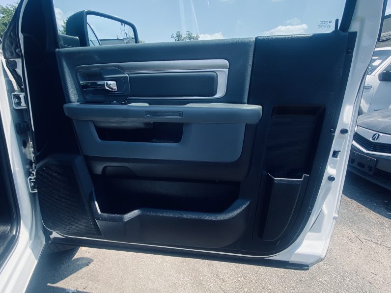 
								2013 RAM 1500 REGULAR CAB SLT PICKUP 2D 8 FT full									