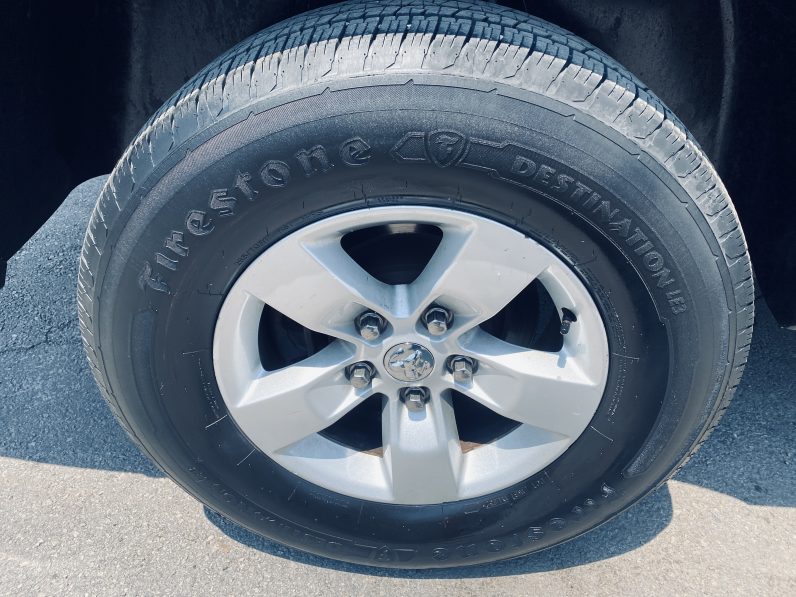 
								2013 RAM 1500 REGULAR CAB SLT PICKUP 2D 8 FT full									