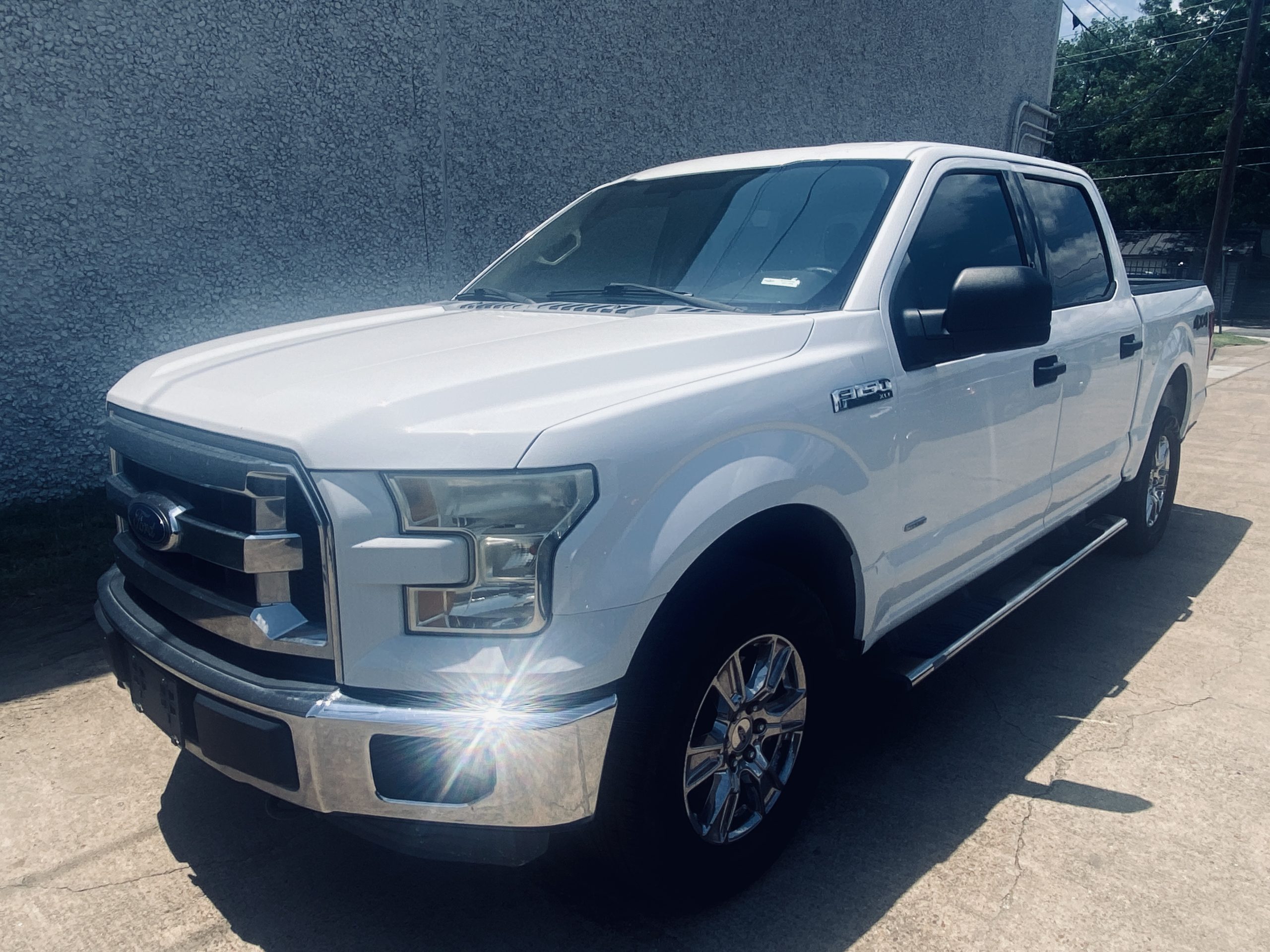 2015 Ford F-150 4WD XLT SuperCrew