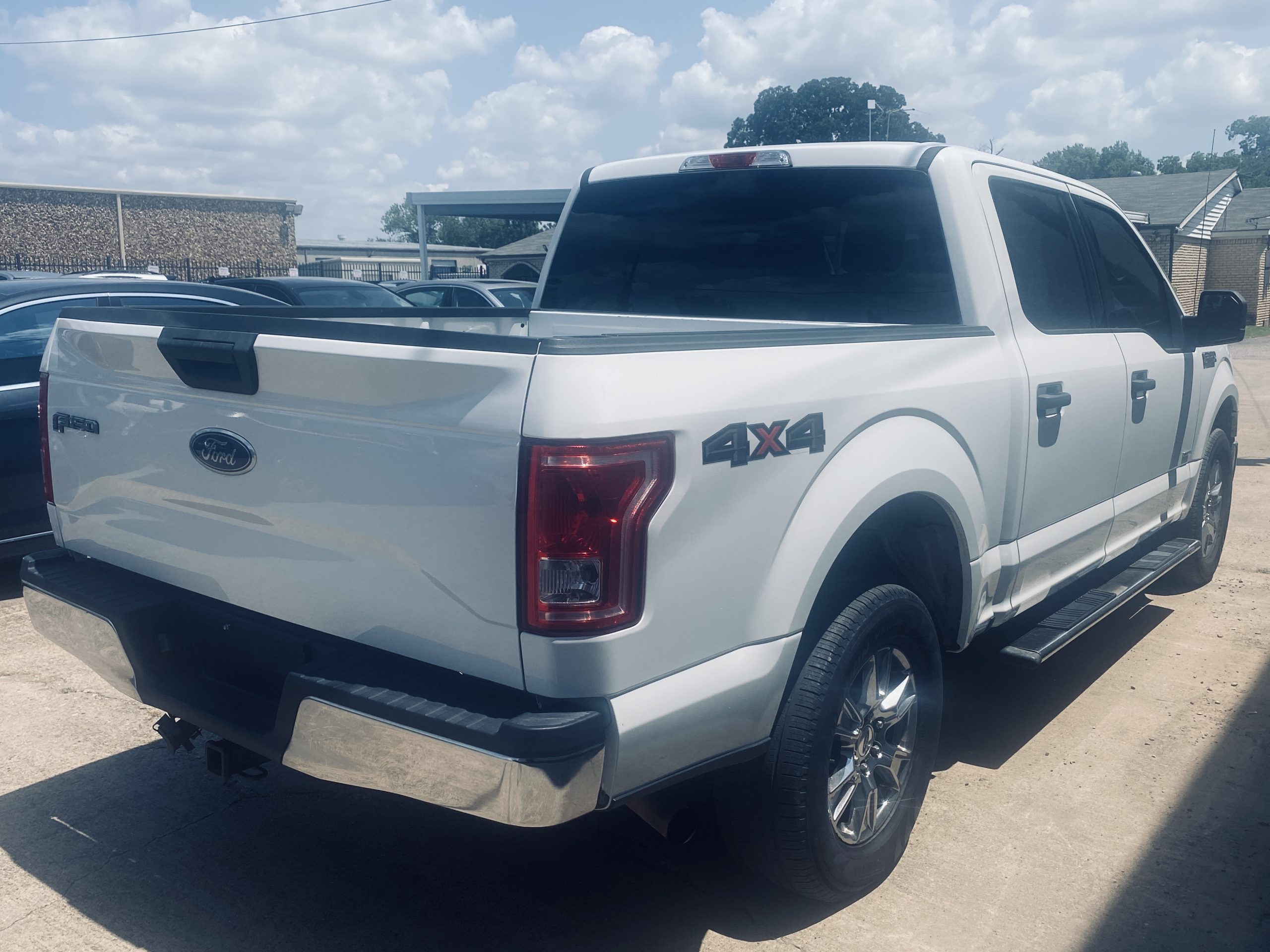2015 Ford F-150 4WD XLT SuperCrew