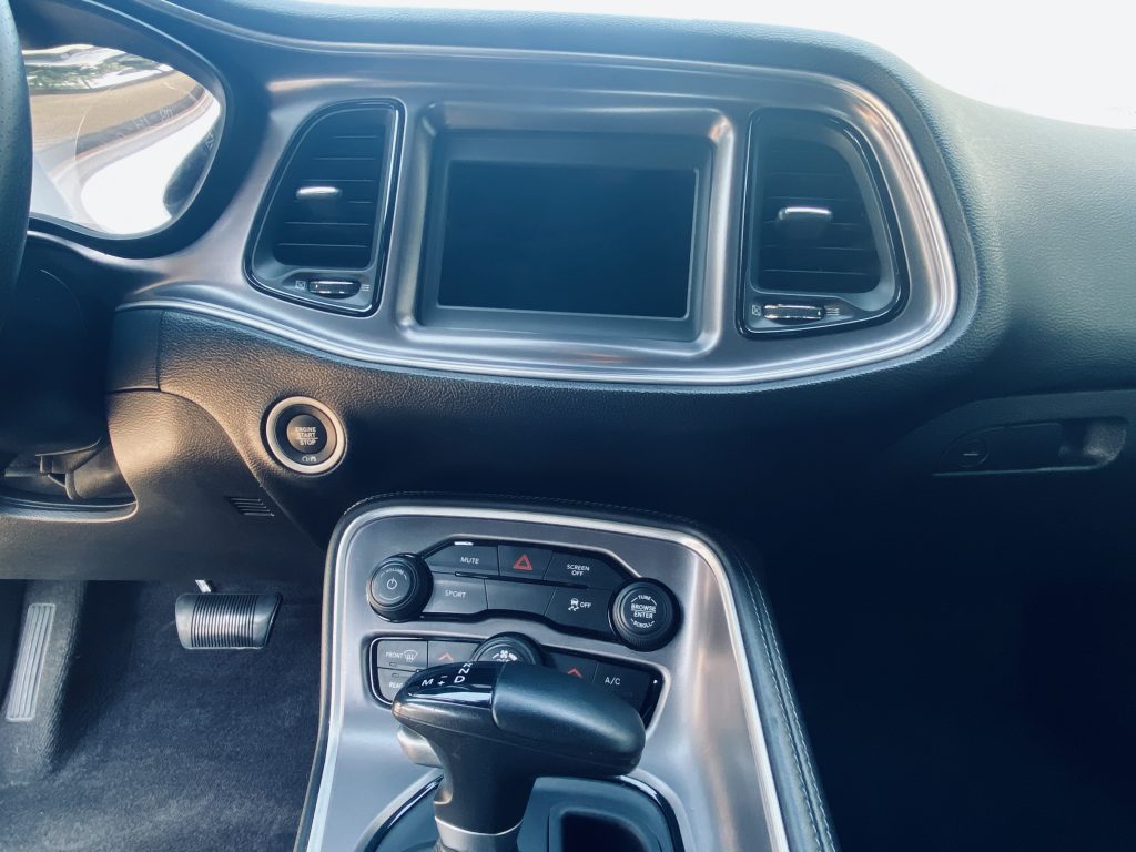 2019 Dodge Challenger SXT