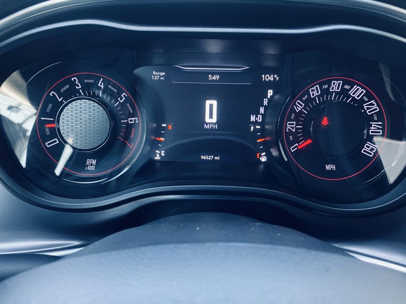 
								2019 Dodge Challenger SXT full									