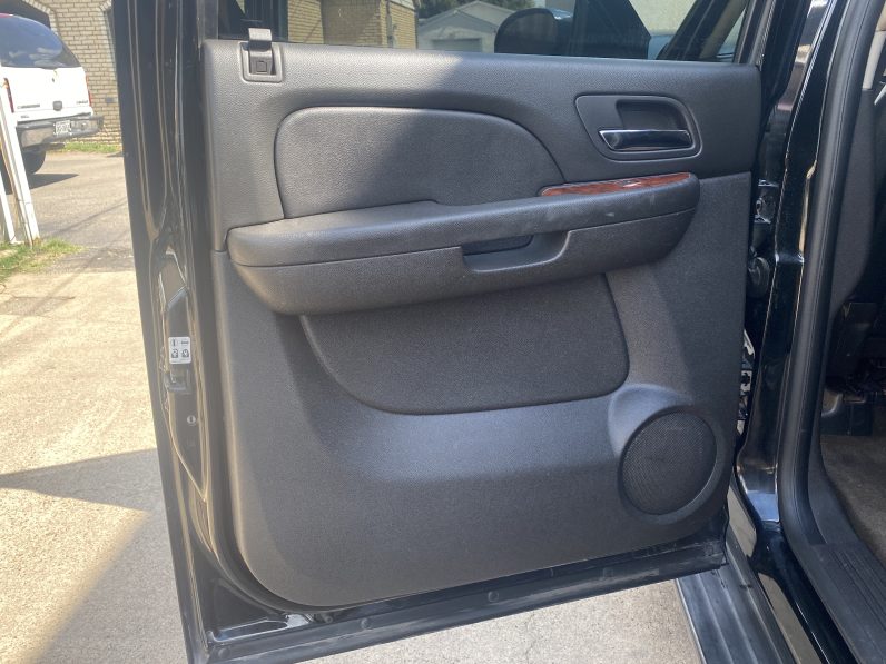 
								CHEVROLET Avalanche LT 2009 Sport Utility Truck (SUT) full									