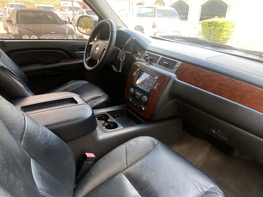 CHEVROLET Avalanche LT 2009 Sport Utility Truck (SUT)