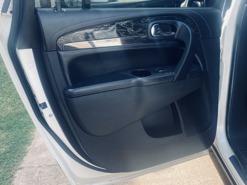 
								BUICK Enclave Leather 2014 Sport Utility Vehicle (SUV)/Multi-Purpose Vehicle (MPV) full									