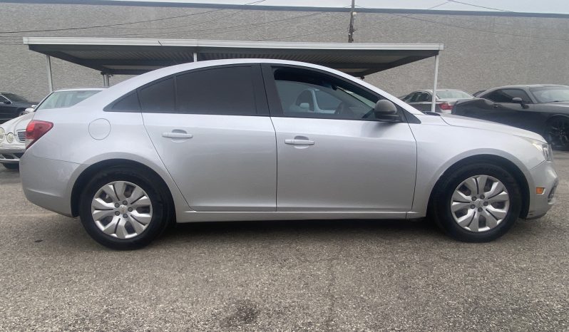 
								CHEVROLET Cruze Limited LS 2016 Sedan/Saloon full									