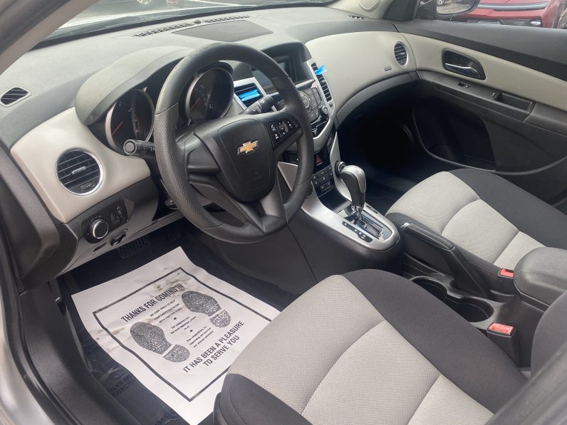 
								CHEVROLET Cruze Limited LS 2016 Sedan/Saloon full									