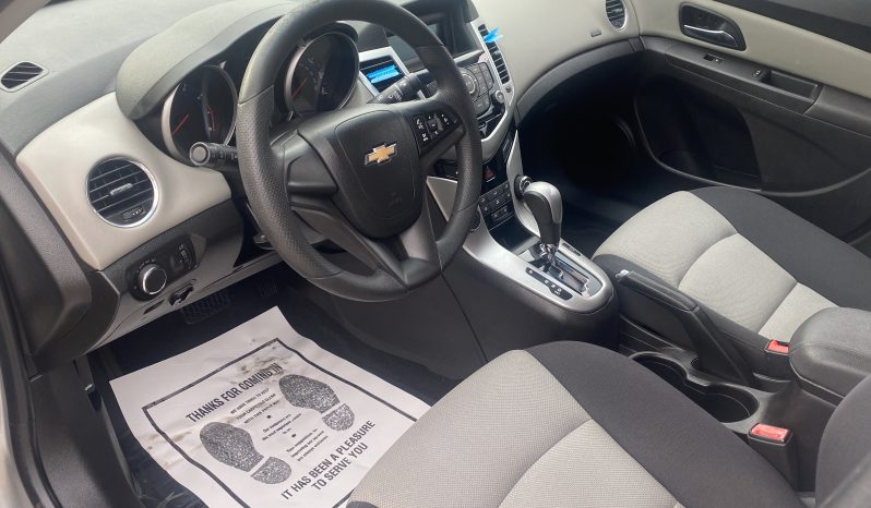 
								CHEVROLET Cruze Limited LS 2016 Sedan/Saloon full									