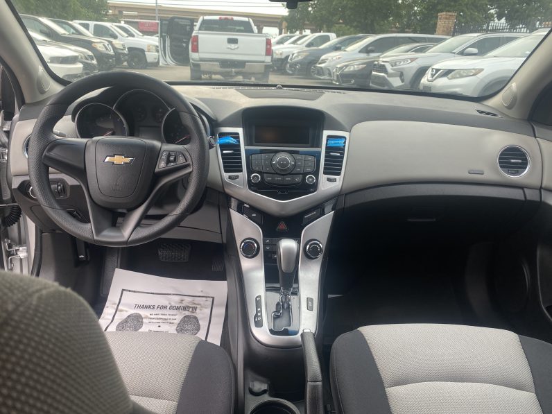 
								CHEVROLET Cruze Limited LS 2016 Sedan/Saloon full									