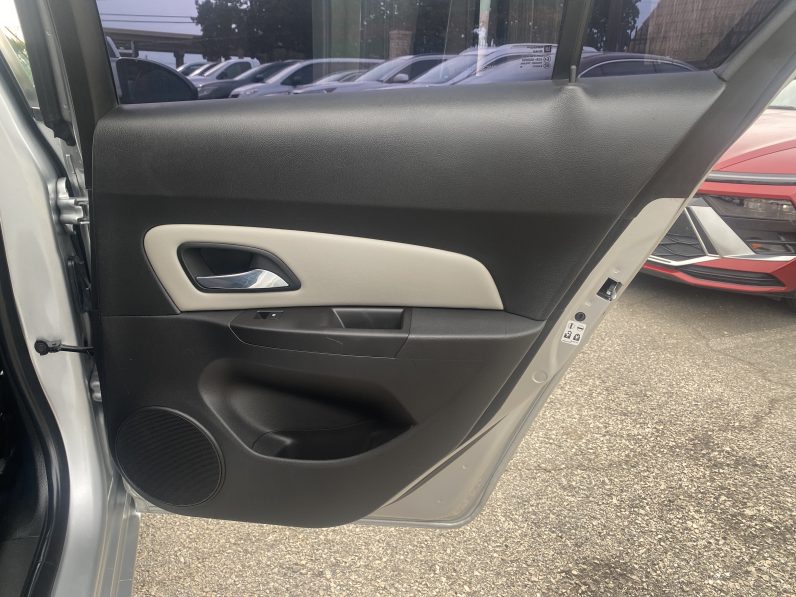 
								CHEVROLET Cruze Limited LS 2016 Sedan/Saloon full									