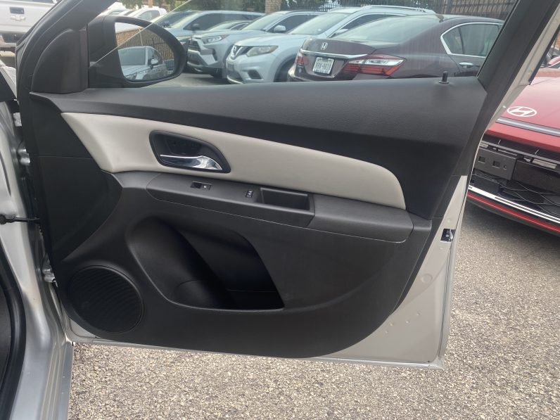 
								CHEVROLET Cruze Limited LS 2016 Sedan/Saloon full									