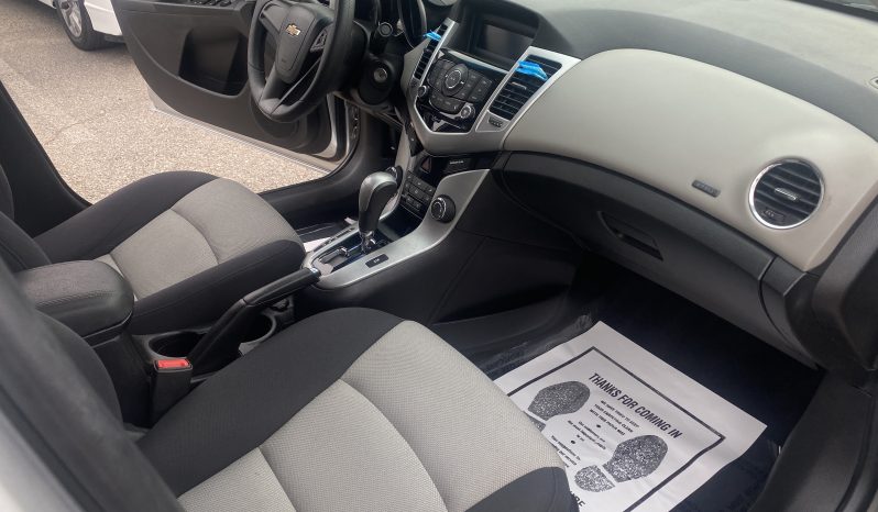 
								CHEVROLET Cruze Limited LS 2016 Sedan/Saloon full									