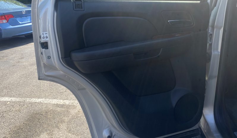
								CHEVROLET Tahoe LTZ 2009 Sport Utility Vehicle (SUV) full									