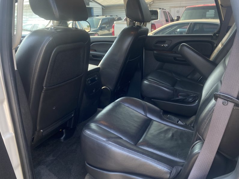 
								CHEVROLET Tahoe LTZ 2009 Sport Utility Vehicle (SUV) full									