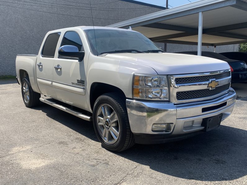 
								CHEVROLET Silverado LTZ 2013 Pickup full									
