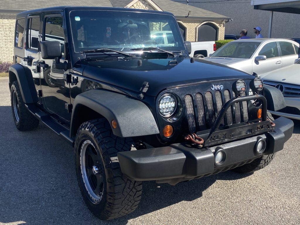 JEEP Wrangler Unlimited X 2011 Sport Utility Vehicle (SUV)