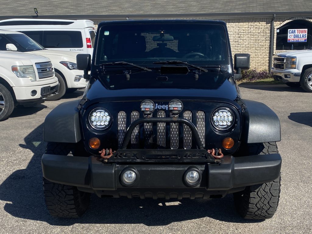 JEEP Wrangler Unlimited X 2011 Sport Utility Vehicle (SUV)