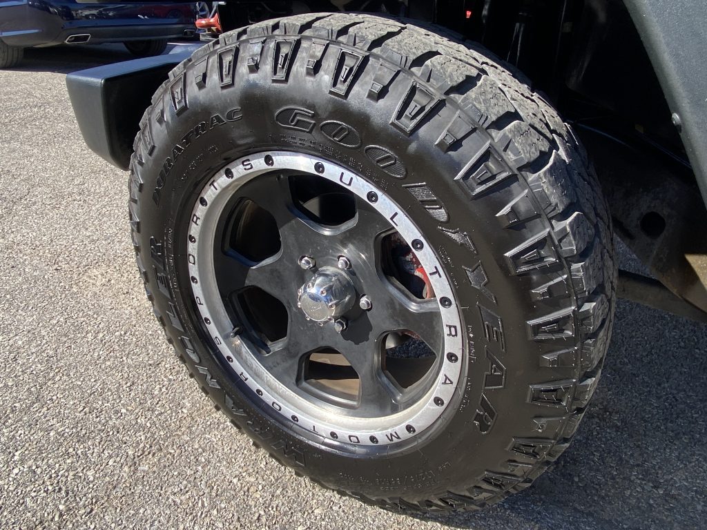 JEEP Wrangler Unlimited X 2011 Sport Utility Vehicle (SUV)