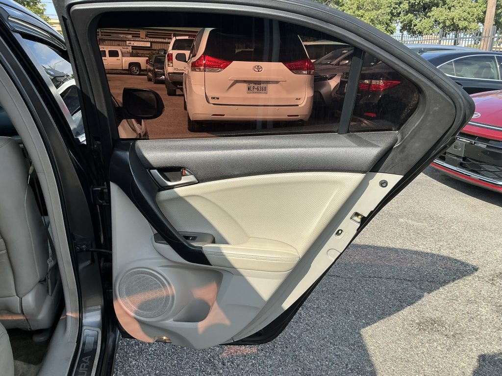 ACURA TSX 2009 Sedan/Saloon