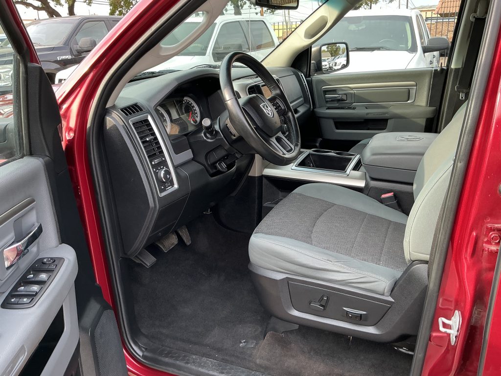 RAM 1500 SLT 2014 Pickup