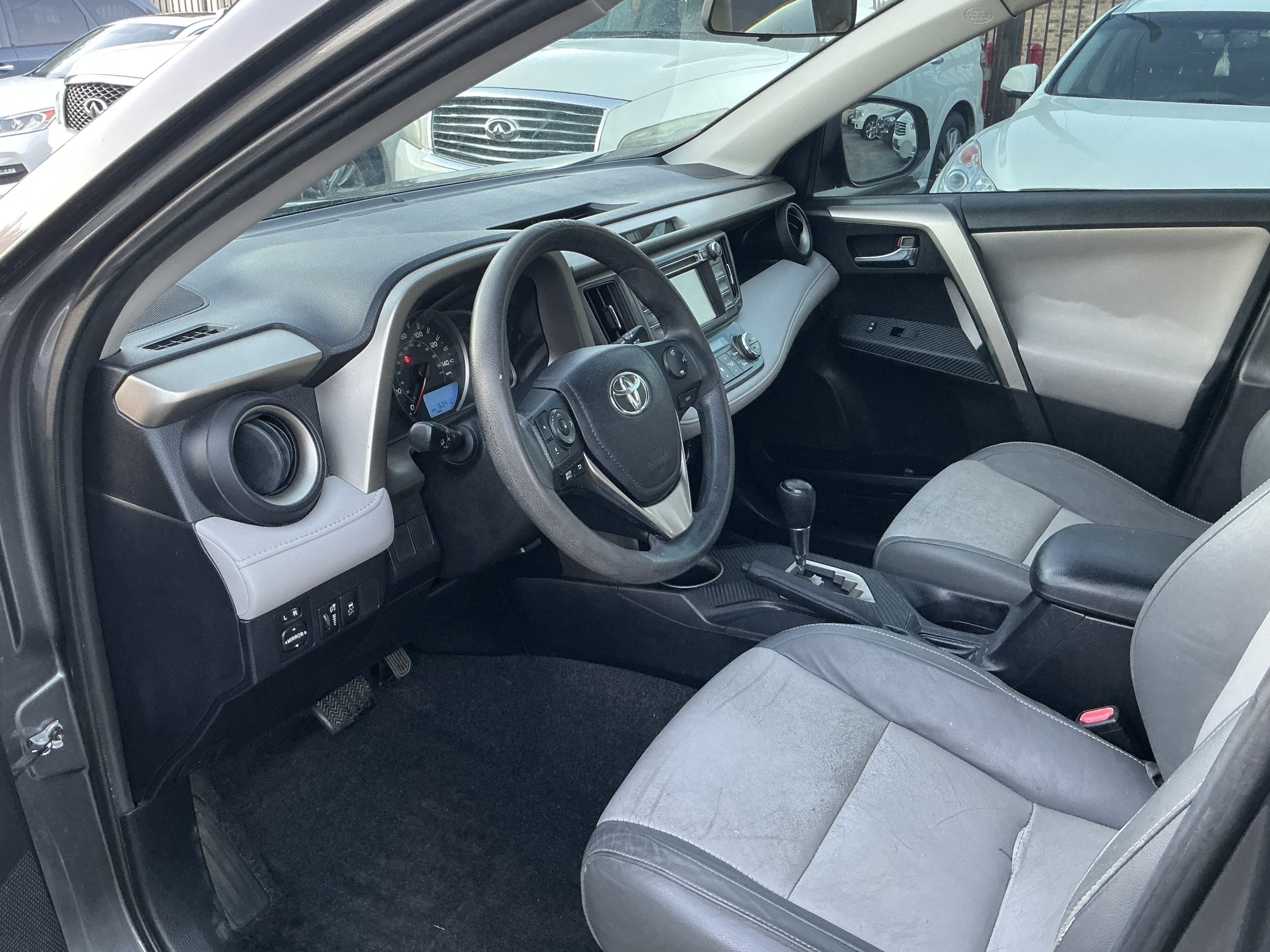 TOYOTA RAV4 Sports 2014 Sport Utility Vehicle (SUV)/Multi-Purpose Vehicle (MPV)