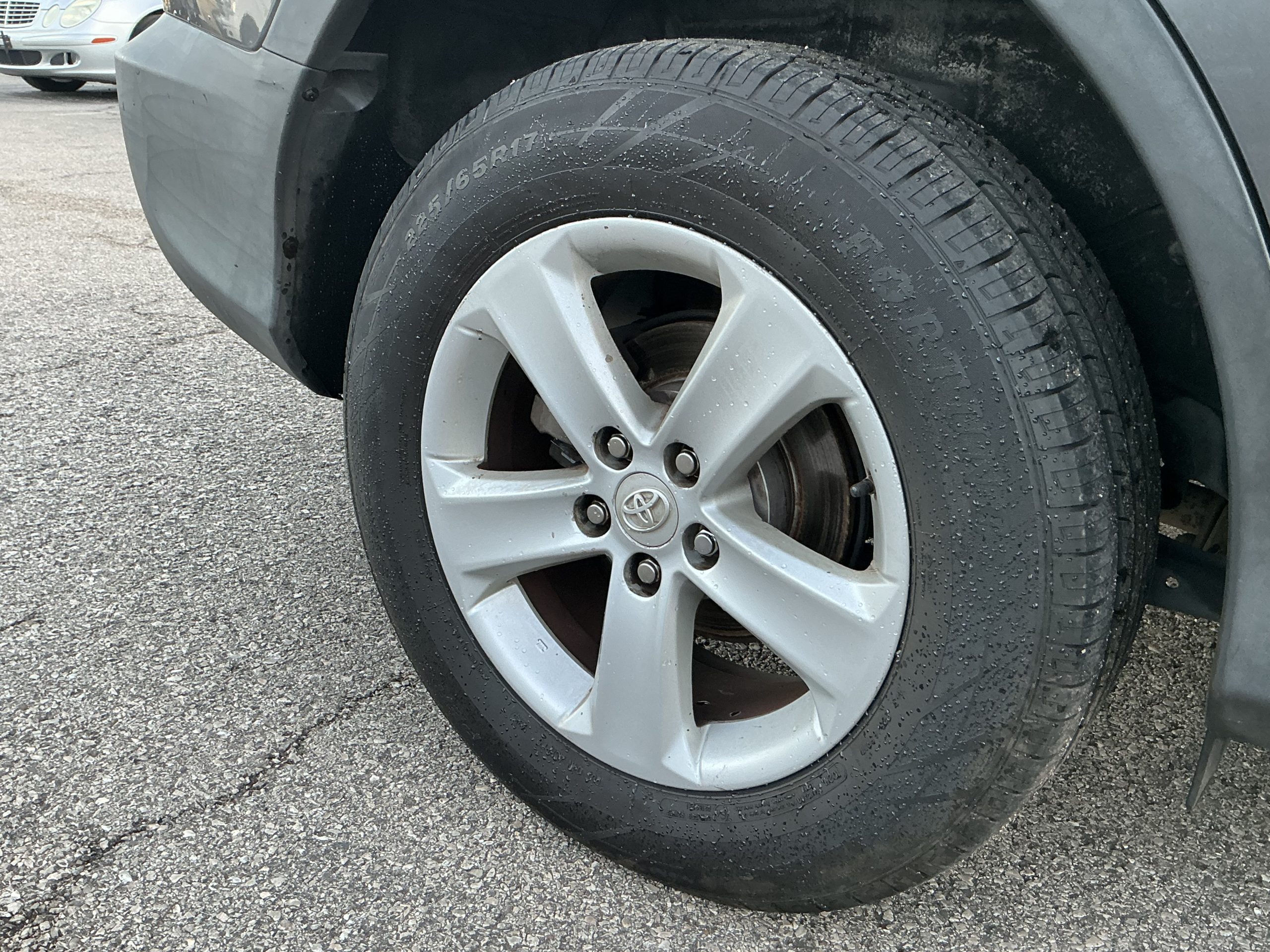 TOYOTA RAV4 Sports 2014 Sport Utility Vehicle (SUV)/Multi-Purpose Vehicle (MPV)