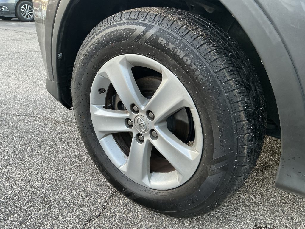 TOYOTA RAV4 Sports 2014 Sport Utility Vehicle (SUV)/Multi-Purpose Vehicle (MPV)