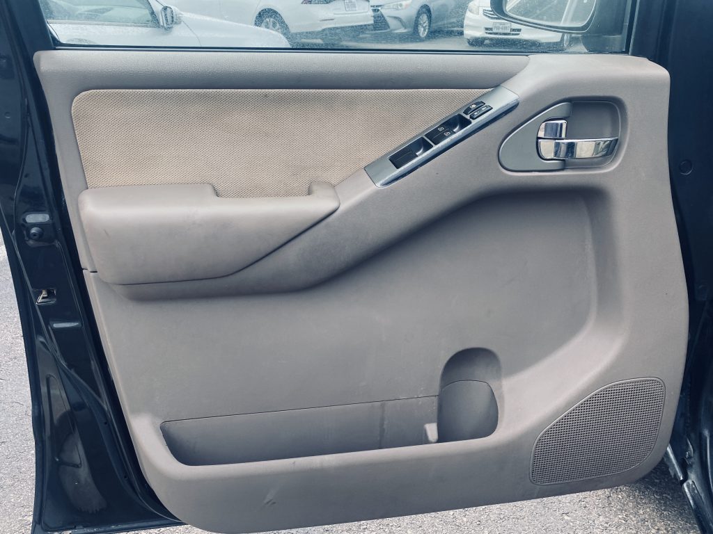 NISSAN Pathfinder Pathfinder 2011 Sport Utility Vehicle (SUV)/Multi-Purpose Vehicle (MPV)