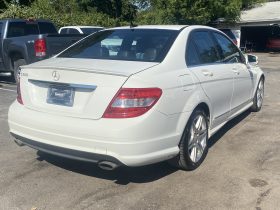 MERCEDES-BENZ C-Class C350 2010 Sedan/Saloon