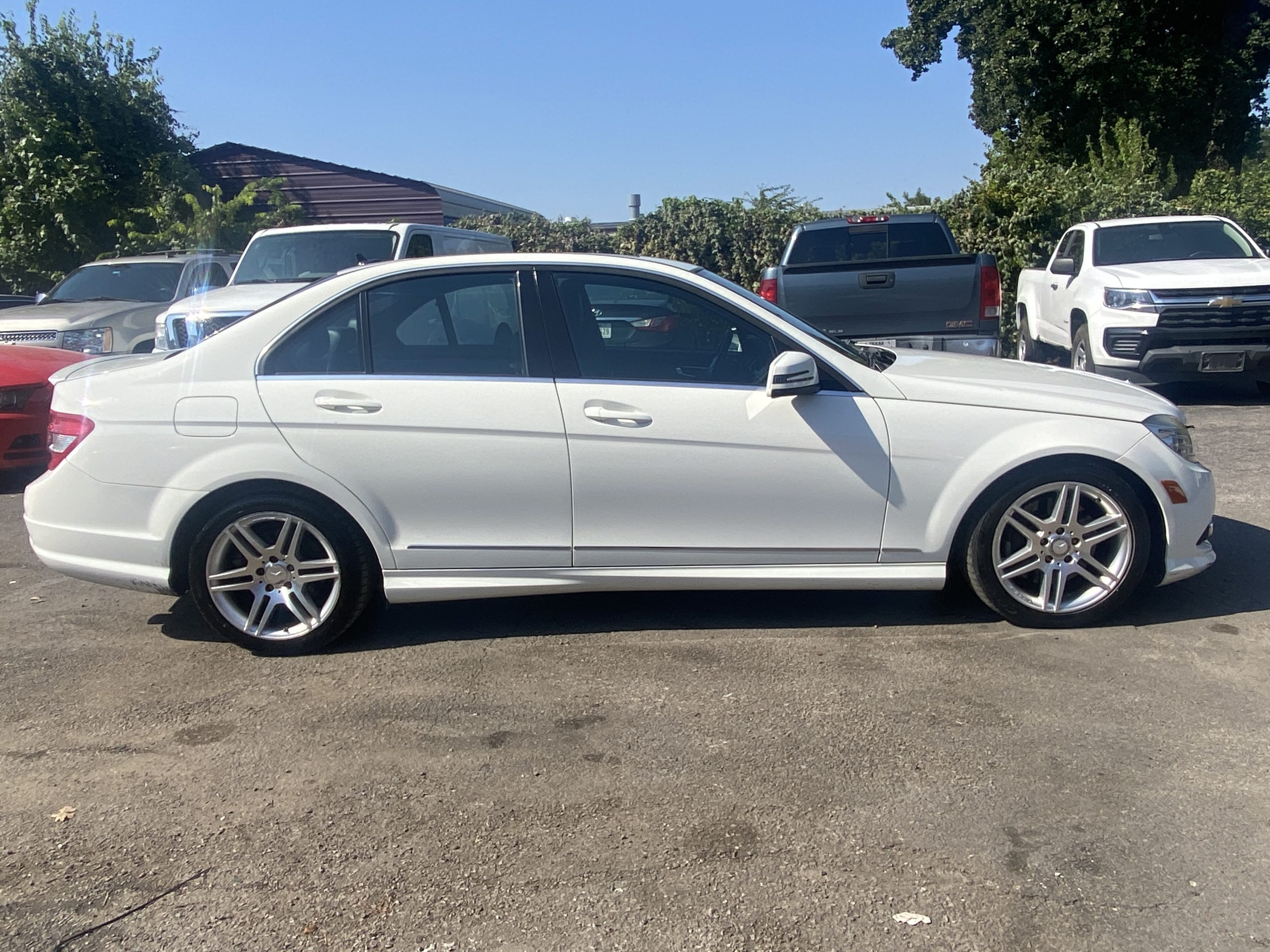 MERCEDES-BENZ C-Class C350 2010 Sedan/Saloon