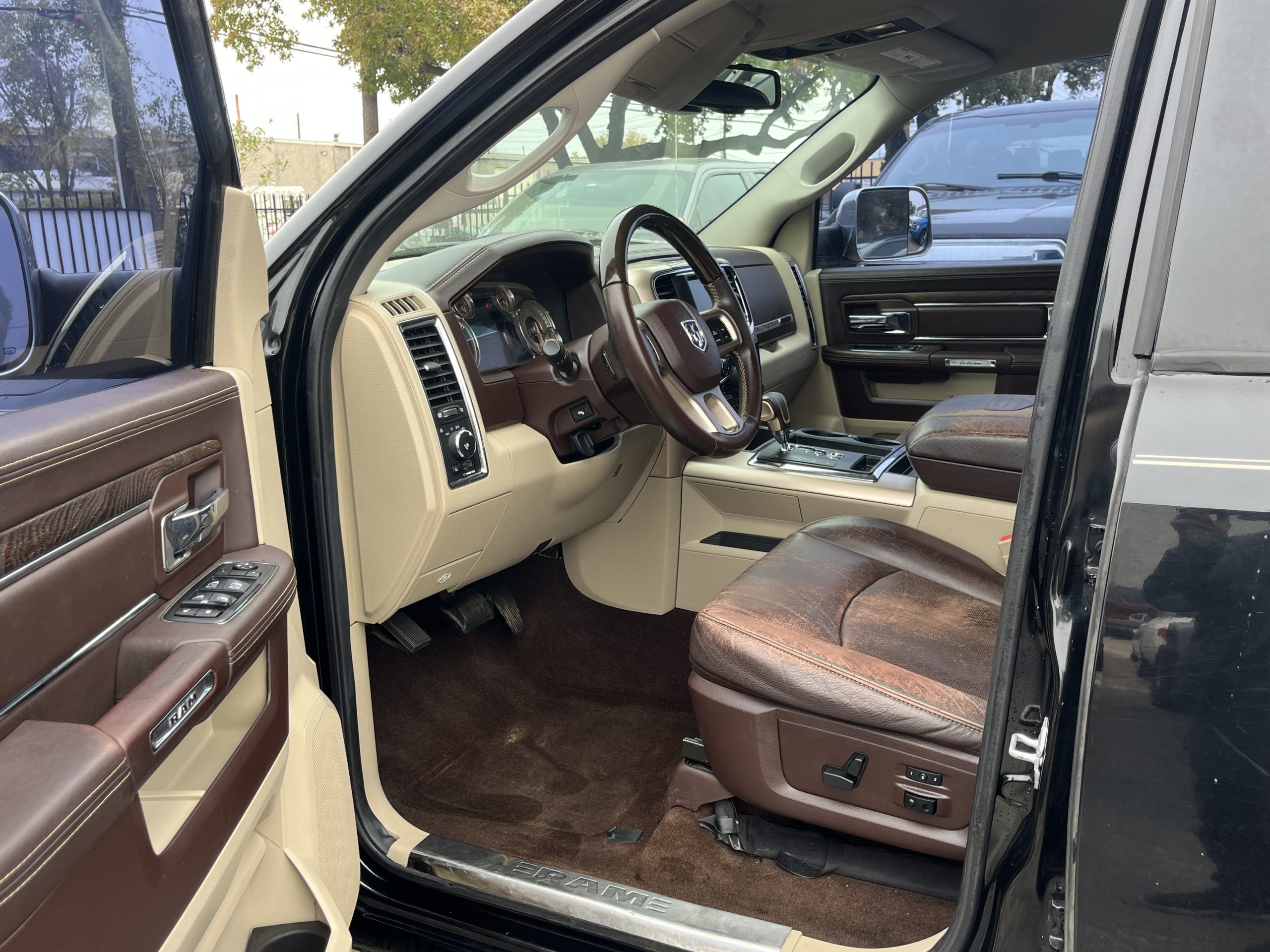 2013 Ram 1500 Laramie