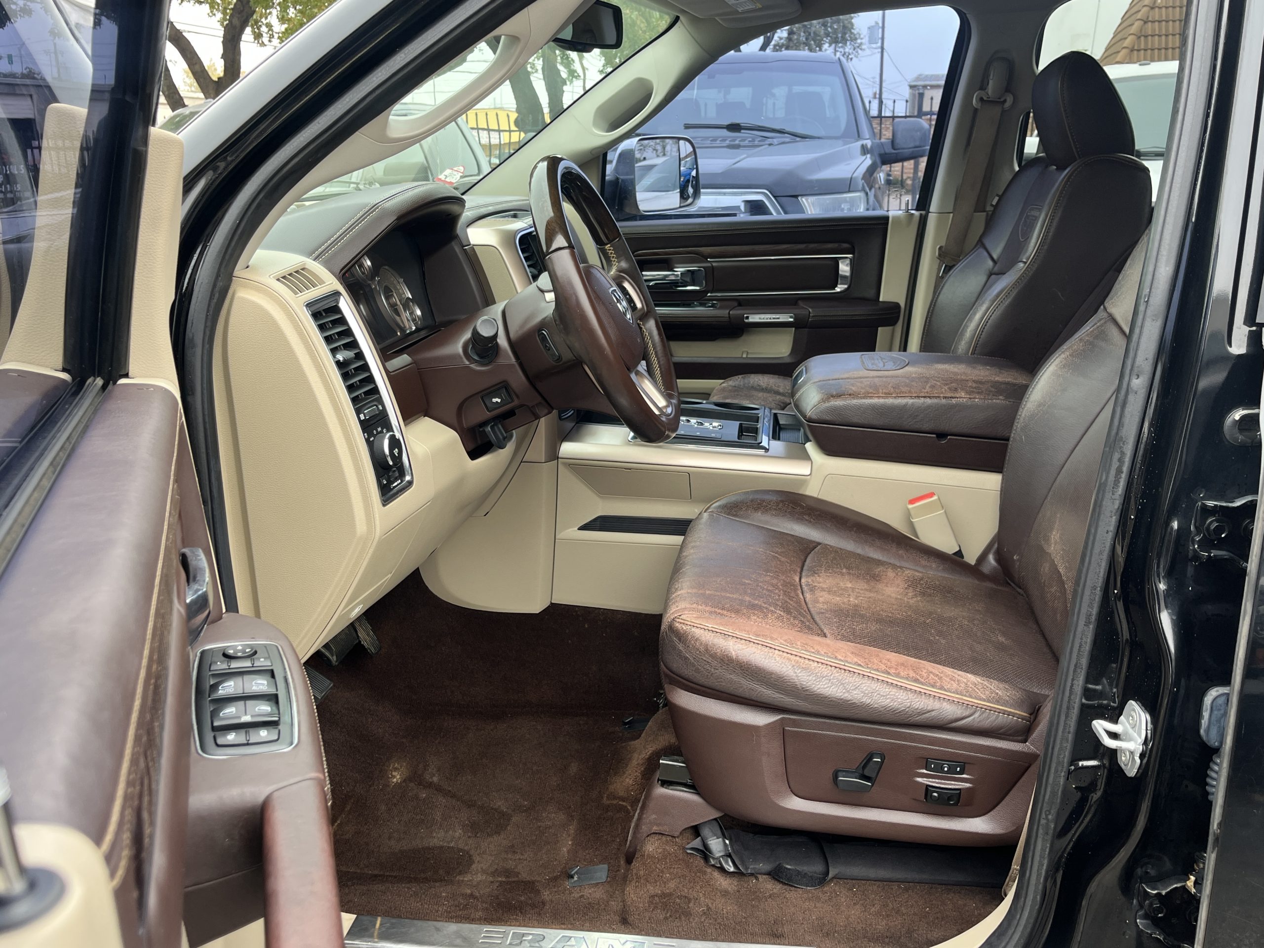 2013 Ram 1500 Laramie