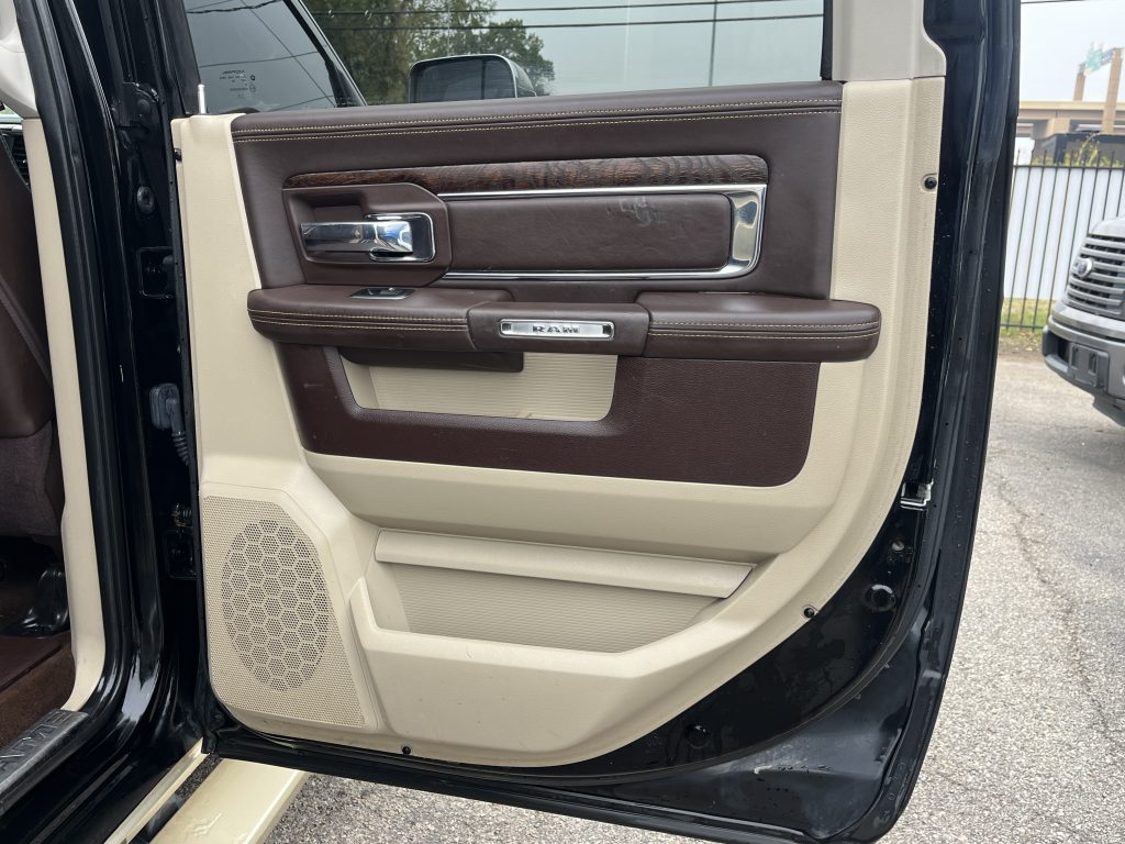 2013 Ram 1500 Laramie